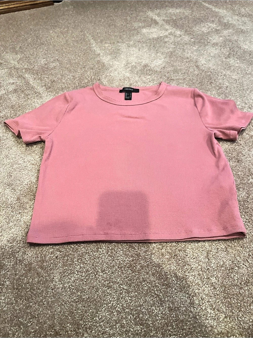 Forever 21 Ribbed Short Sleeve Top Crop style Pink Size Large NNT